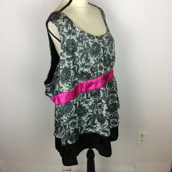 New! Torrid Tank Top Blouse 4X Womans Plus Black White Lace Print Sleeveless - Picture 6 of 14
